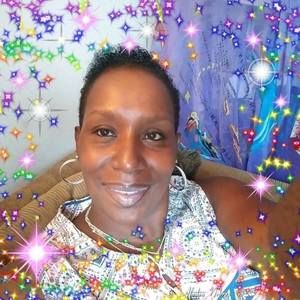 Meet your Posher, Gia